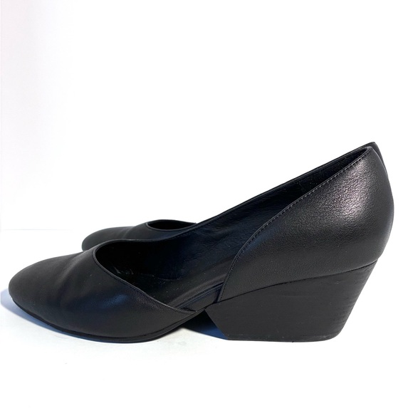 Eileen Fisher ‘Lily Pump’ - Picture 8 of 10